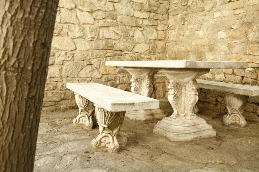 Masia Cal Millas - Turisme Rural Castellfullit de Riubregos Exteriör bild