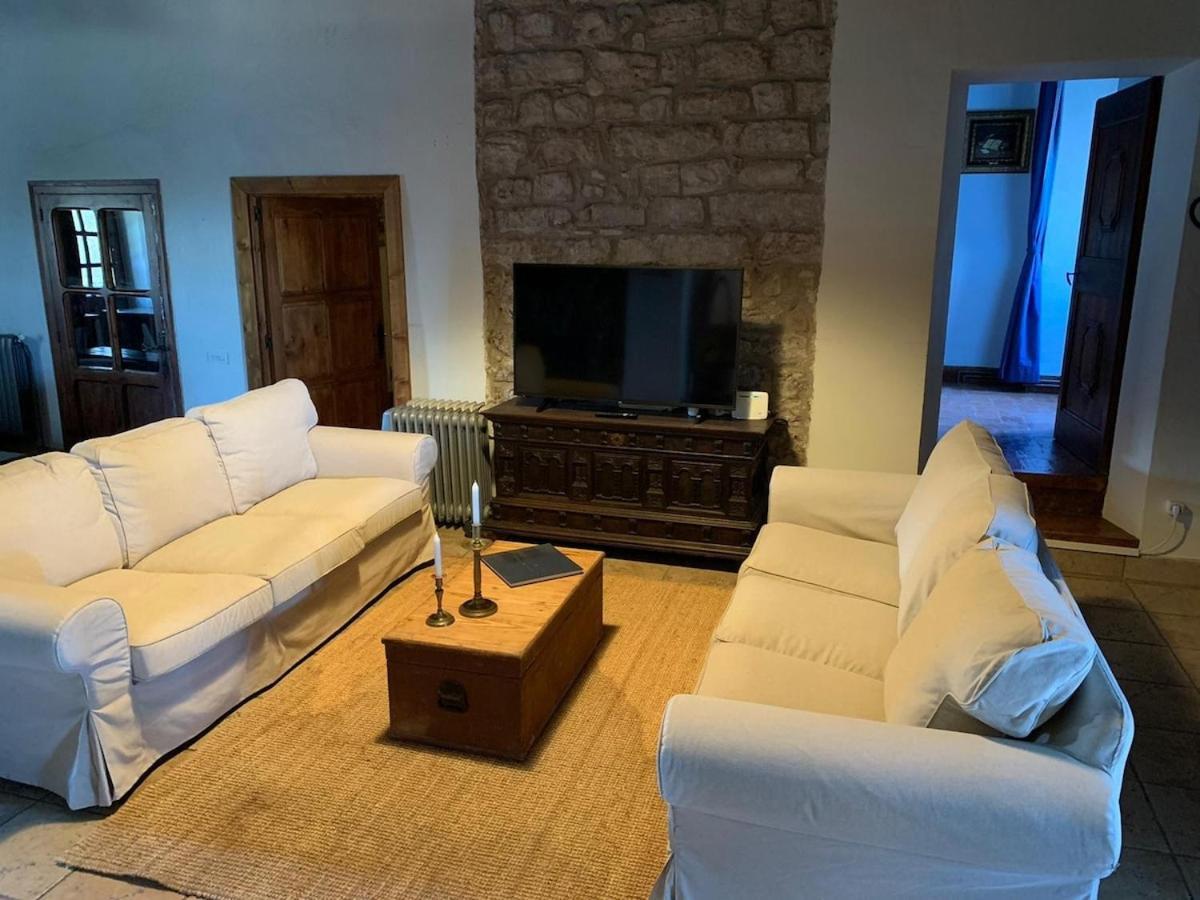 Masia Cal Millas - Turisme Rural Castellfullit de Riubregos Exteriör bild