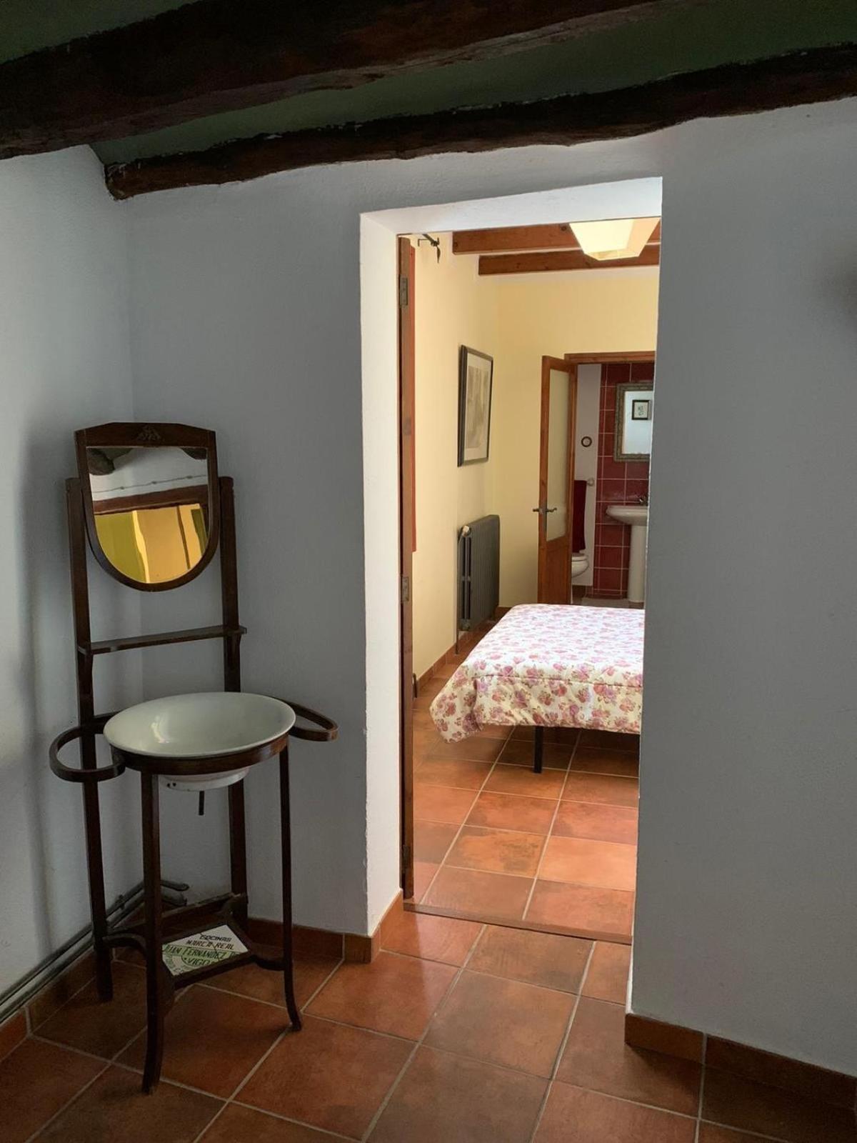 Masia Cal Millas - Turisme Rural Castellfullit de Riubregos Exteriör bild