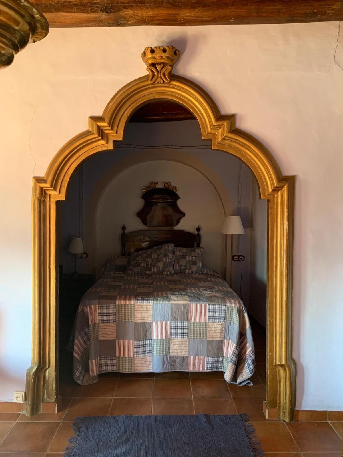 Masia Cal Millas - Turisme Rural Castellfullit de Riubregos Exteriör bild