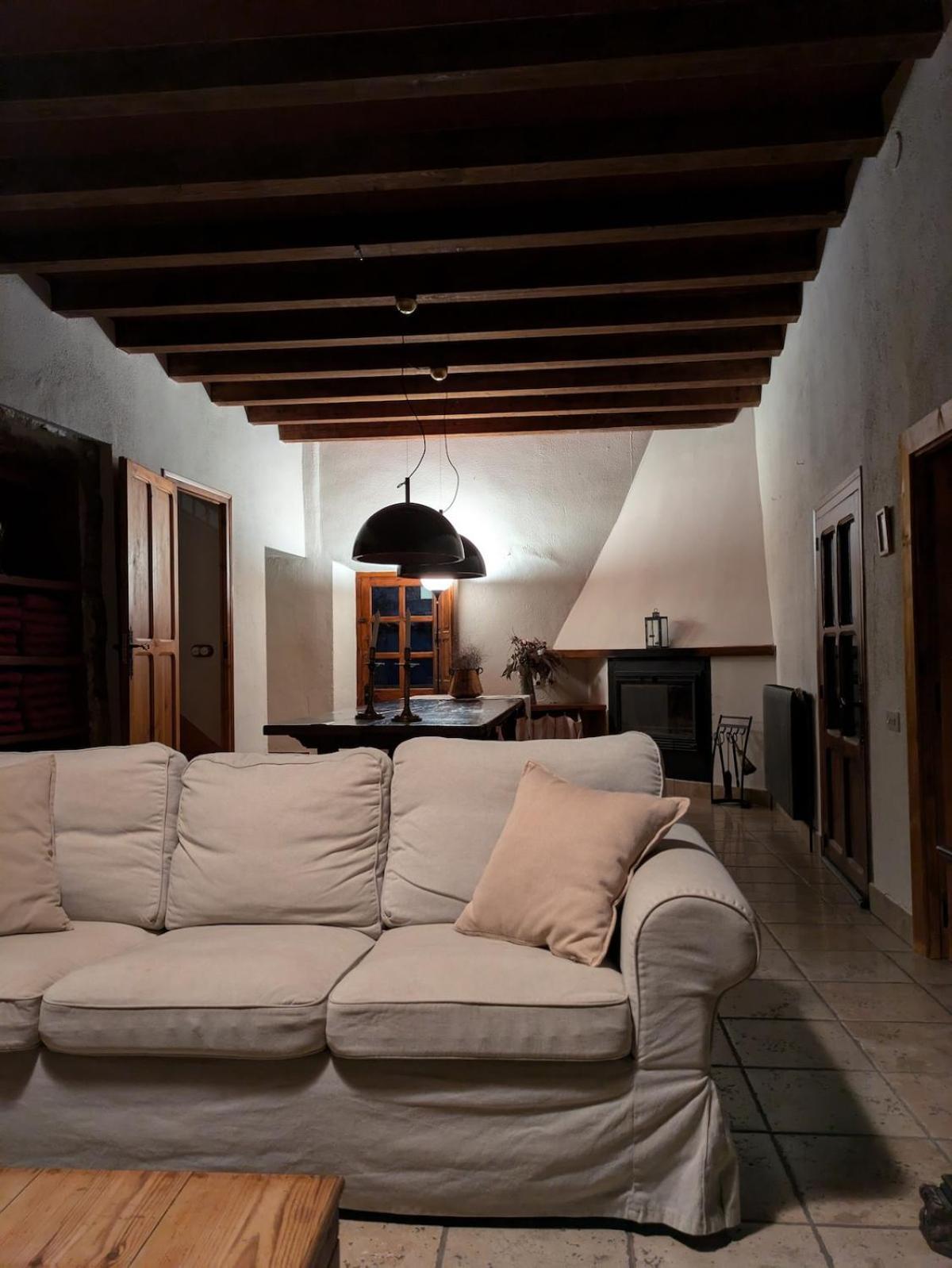 Masia Cal Millas - Turisme Rural Castellfullit de Riubregos Exteriör bild